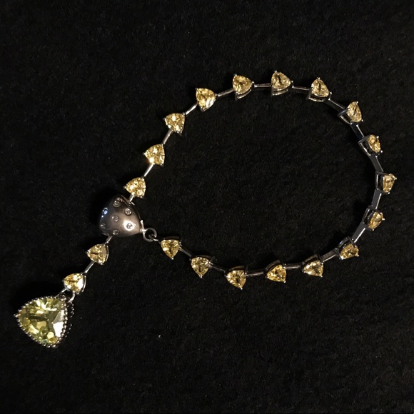 Canary Cubic Zirconia Bracelet - Picture 2 of 8